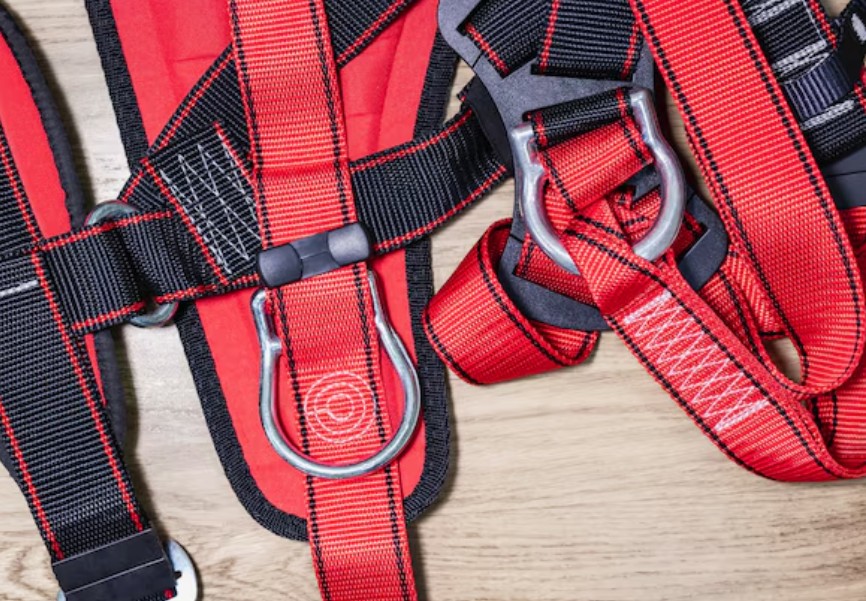 The Ultimate Guide to Polyester Webbing Strength, Durability, and Uses