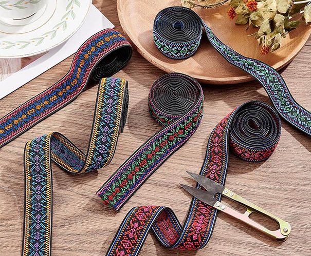 Integrating Brand Identity through Jacquard Weaving