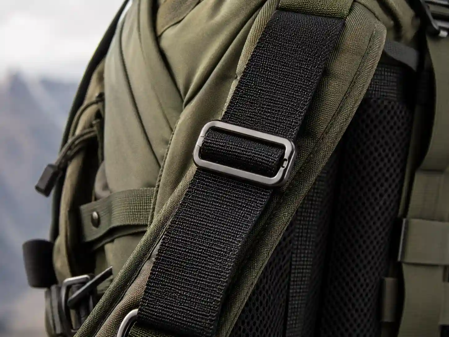 Nylon Straps and the Most Durable Materials for Bag Straps Nylon Straps and the Most Durable Materials for Bag Straps